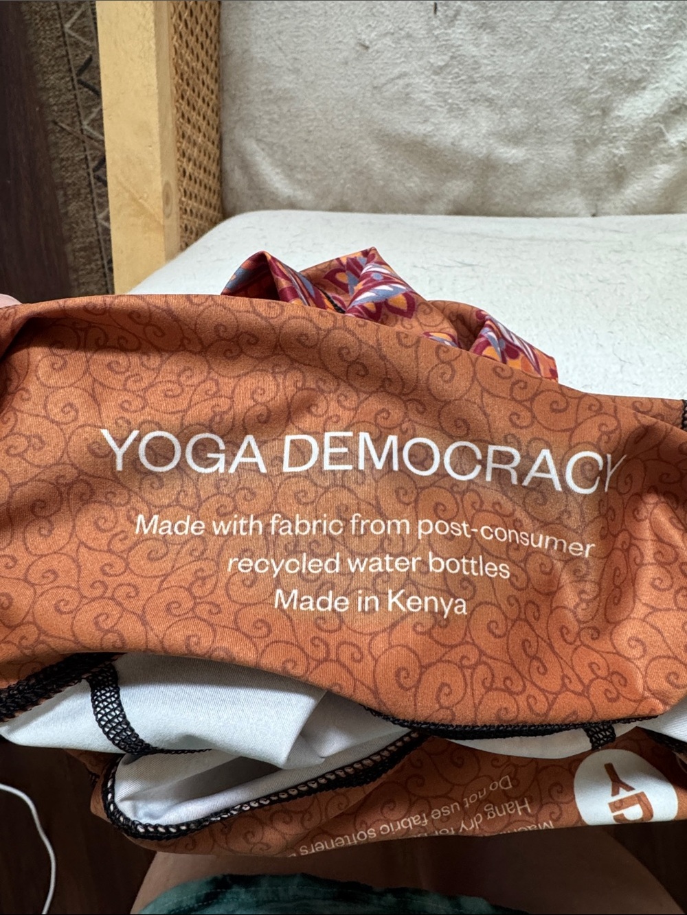 YOGA DEMOCRACY Original Bell Bottom Flared Yoga Pants Rad Paisley Eco Friendly S - Picture 7 of 8